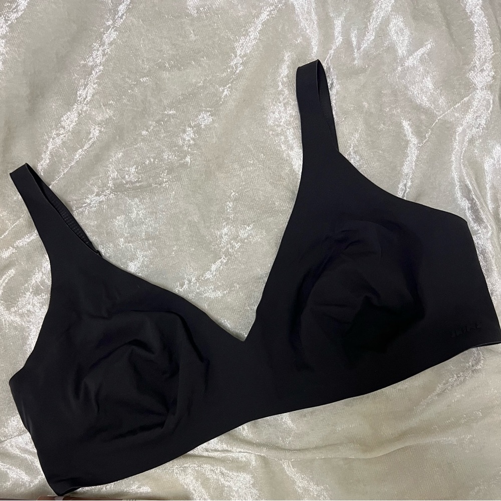 Skims naked plunge bra ONYX SZ L